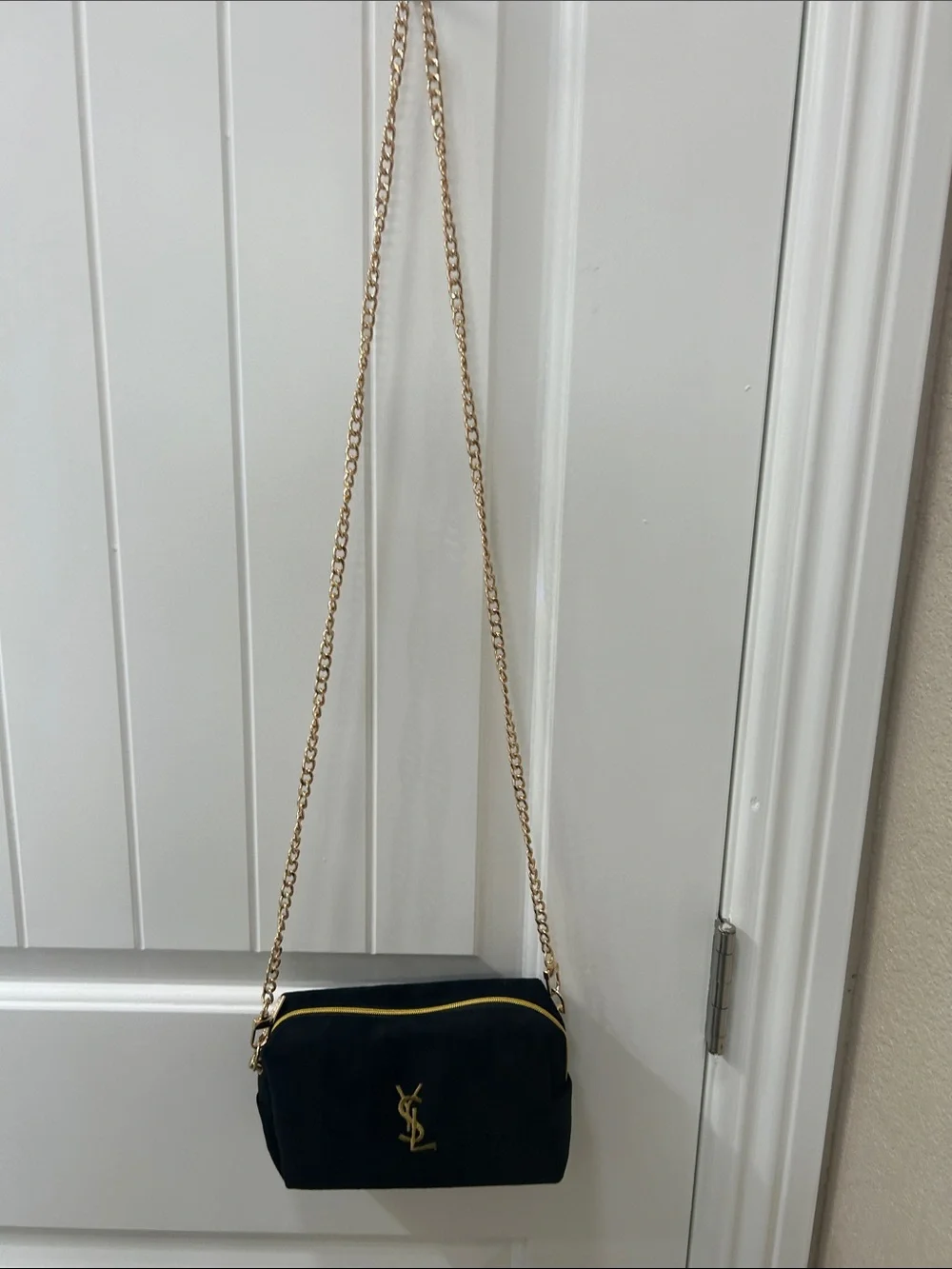 Saint Laurent Black Suede like material Crossbody with Gold YSL Logo - Picture 2 of 7